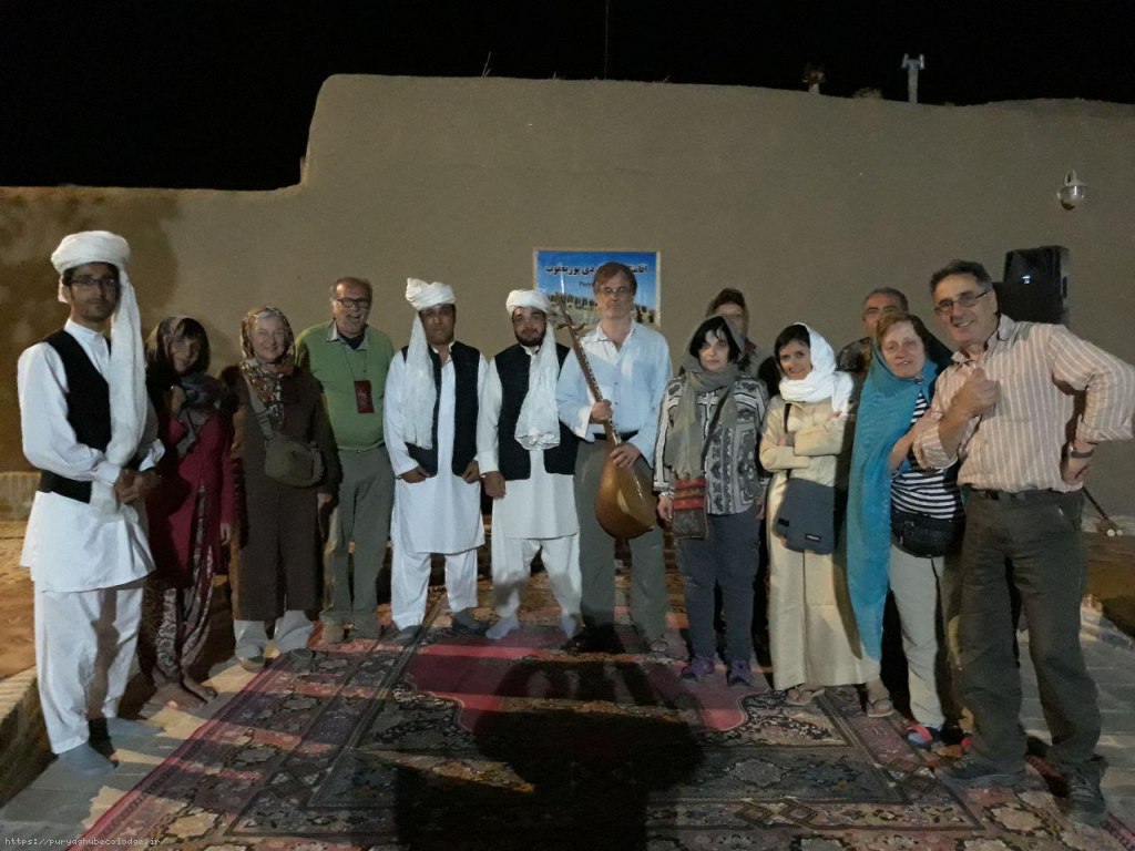 Italian tourists in Nashtifan